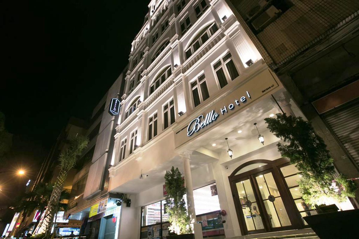 Belllo Hotel JB Central 1