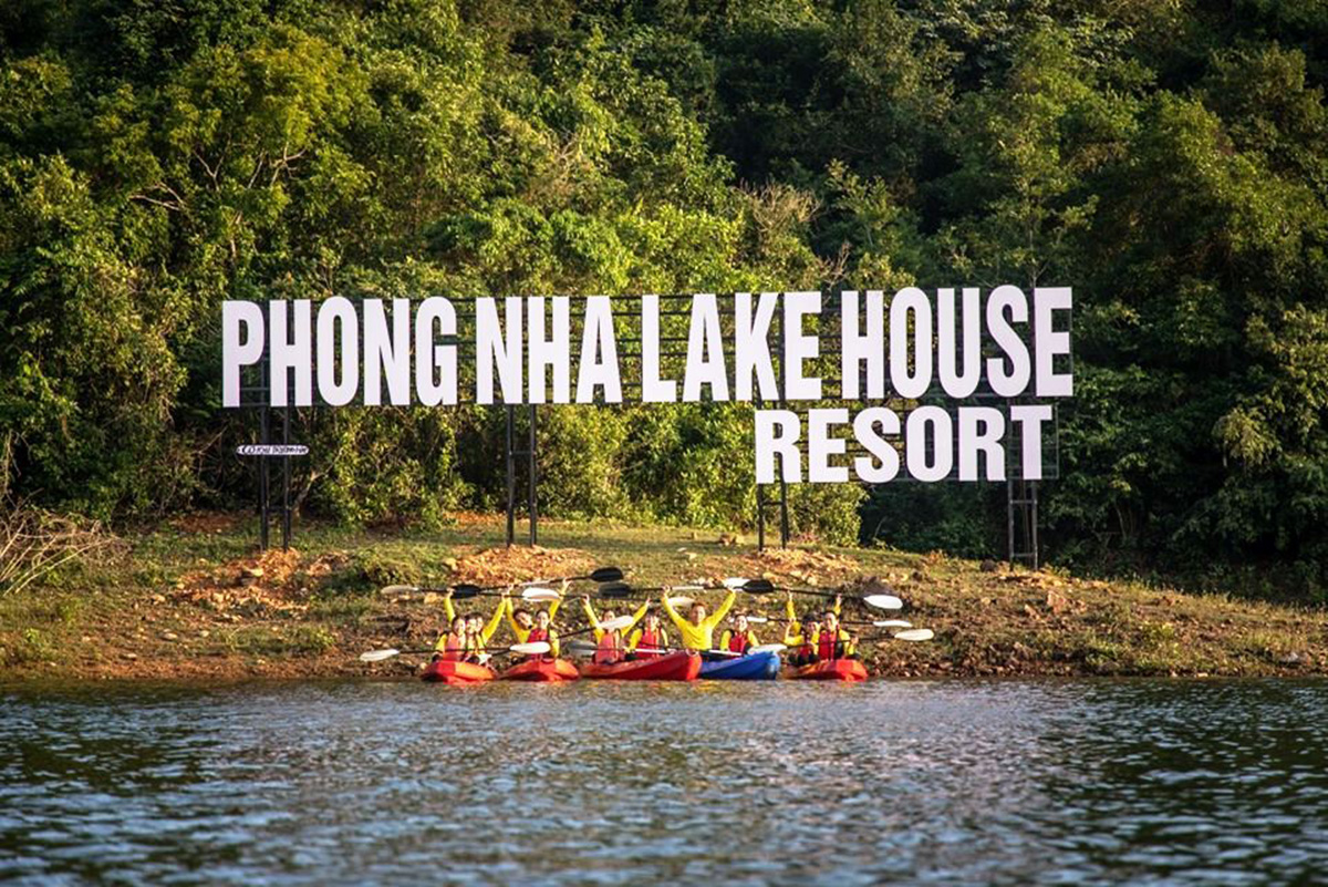 Phong Nha Lake House1