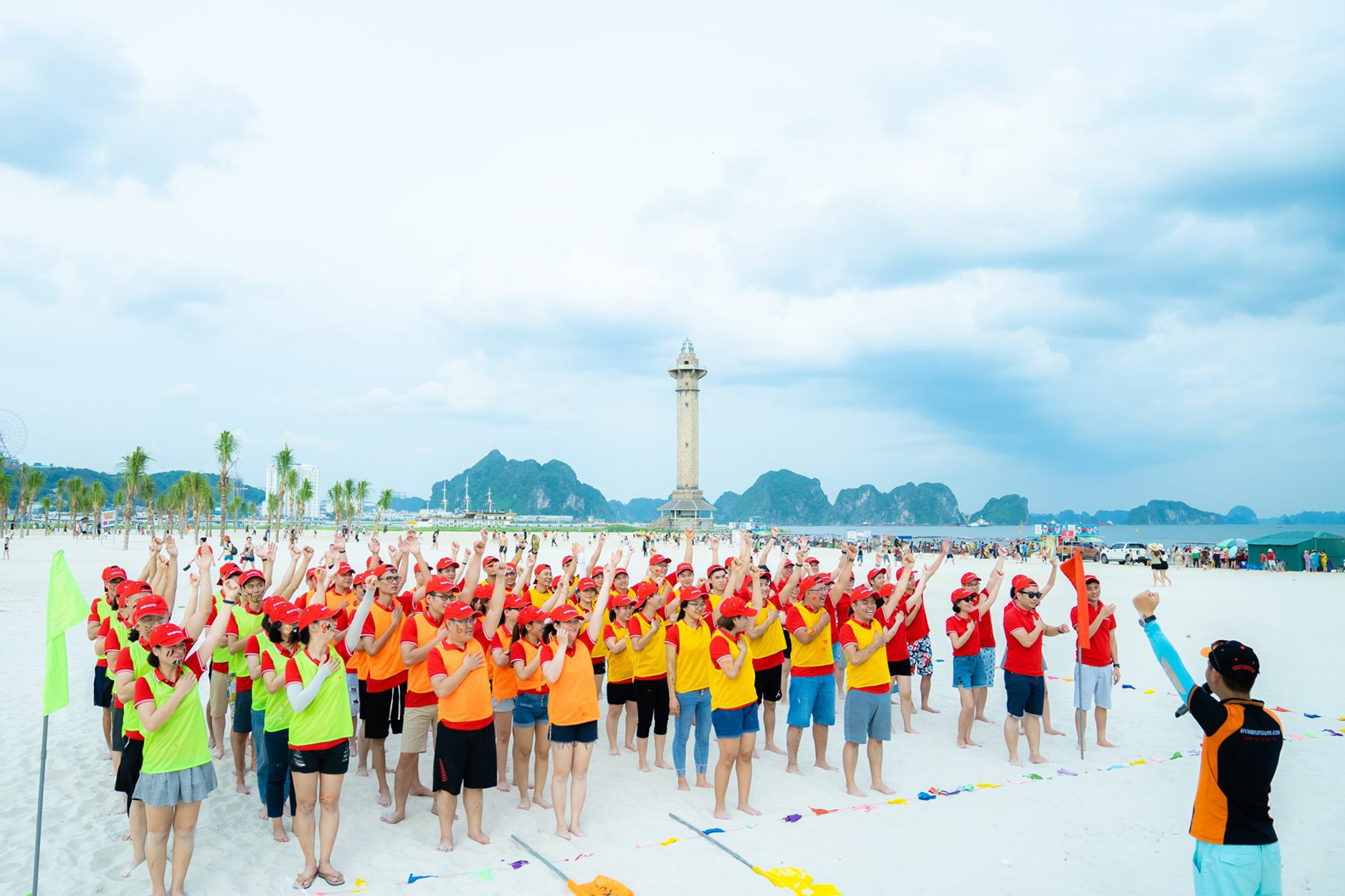 Kỳ nghỉ công ty Hạ Long teambuilding 2