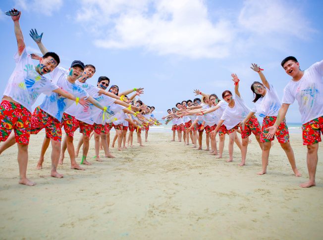 Kỳ nghỉ công ty